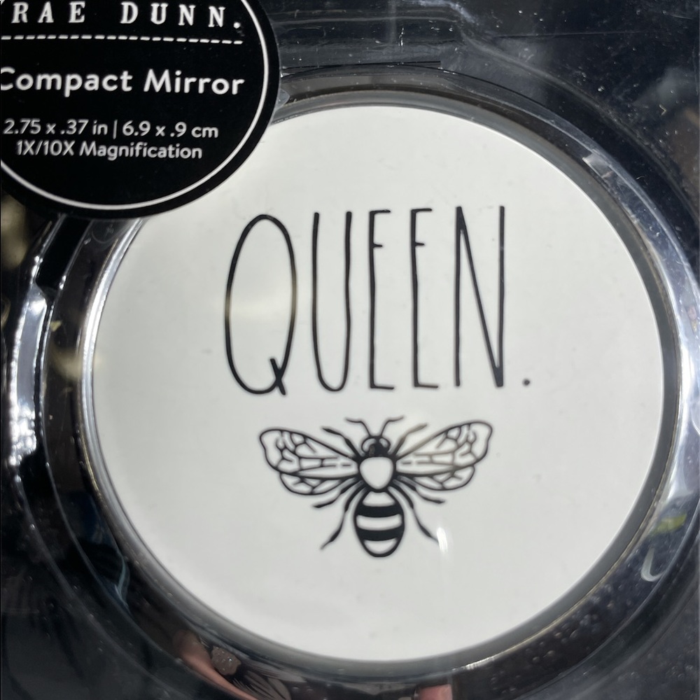 NIB Rae Dunn QUEEN ๐ Compact Mirror - Picture 2 of 3